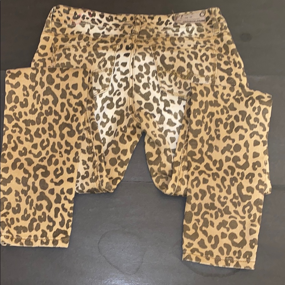 Almost Famous Size 5 Brown Tan Leopard Print Straight Leg Jeans - Picture 6 of 13